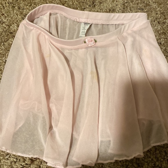 Dance bundle with skirted leotards and tights - Picture 12 of 14